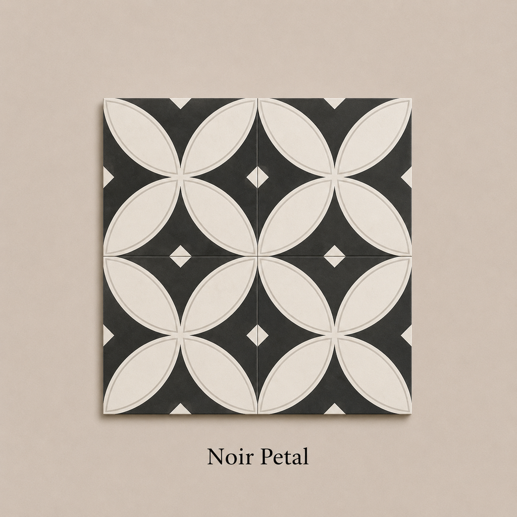 Noir Petal